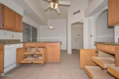8758 W Bloomfield Road, Peoria, AZ 85381 - Photo 13