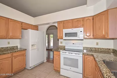 8758 W Bloomfield Road, Peoria, AZ 85381 - Photo 13