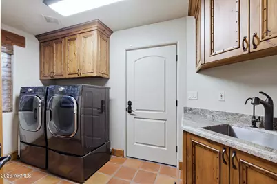 43311 N Cottonwood Canyon Road, Cave Creek, AZ 85331 - Photo 47