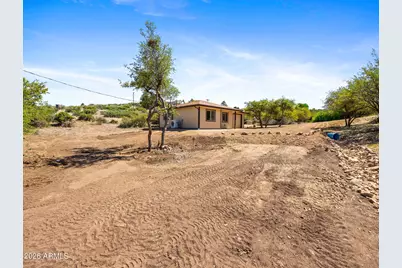 18290 S Niblick Drive, Peeples Valley, AZ 86332 - Photo 37