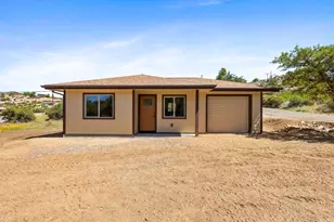 18290 S Niblick Dr, Peeples Valley, AZ 86332 - Photo 1