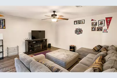 7424 S 27th Terrace, Phoenix, AZ 85042 - Photo 3