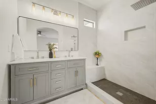 15821 N 35th Ln, Phoenix, AZ 85053 - Photo 21