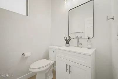 15821 N 35th Lane, Phoenix, AZ 85053 - Photo 17