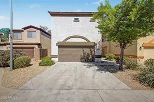 15821 N 35th Ln, Phoenix, AZ 85053 - Photo 5