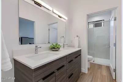 4220 N 32nd Street #21, Phoenix, AZ 85018 - Photo 17