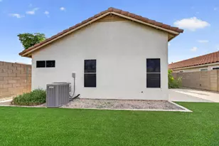 2481 S Karen Dr, Chandler, AZ 85286 - Photo 25