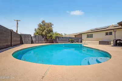 3701 W Echo Lane, Phoenix, AZ 85051 - Photo 29