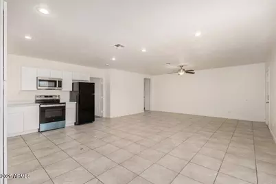 2828 E Chipman Road, Phoenix, AZ 85040 - Photo 7
