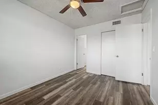 2209 S Granada Dr, Tempe, AZ 85282 - Photo 9