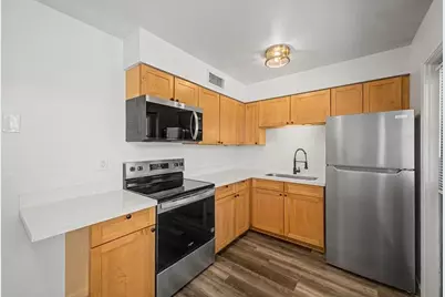 2209 S Granada Drive #A, Tempe, AZ 85282 - Photo 3
