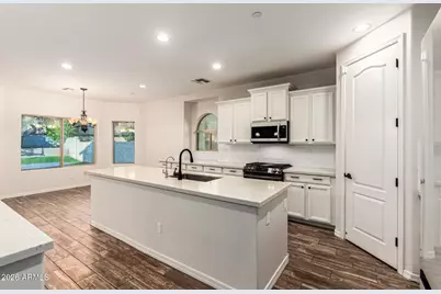 17988 W Roma Avenue, Goodyear, AZ 85395 - Photo 23