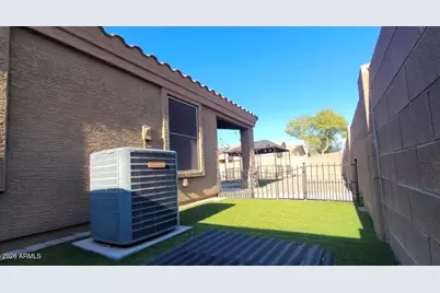 11930 W Camino Vivaz Street, Sun City, AZ 85373 - Photo 21