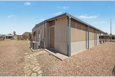 630 N 68th Avenue, Phoenix, AZ 85043 - Photo 13