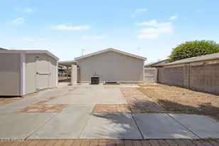 11275 N 99th Ave, Peoria, AZ 85345 - Photo 19