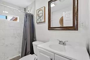 11207 N 17th Dr, Phoenix, AZ 85029 - Photo 31