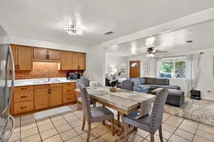 11207 N 17th Dr, Phoenix, AZ 85029 - Photo 15