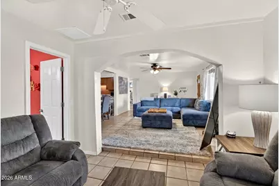 11207 N 17th Drive, Phoenix, AZ 85029 - Photo 9