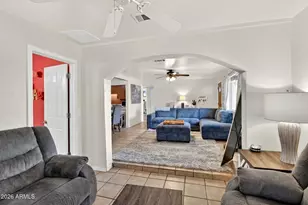 11207 N 17th Dr, Phoenix, AZ 85029 - Photo 9