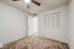 2221 N 51st Dr, Phoenix, AZ 85035 - Photo 19