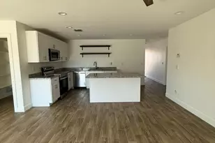 5713 S 13th Ave, Phoenix, AZ 85041 - Photo 9