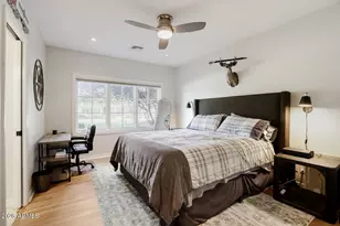 330 W Lawrence Rd, Phoenix, AZ 85013 - Photo 15