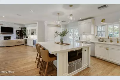 330 W Lawrence Road, Phoenix, AZ 85013 - Photo 7