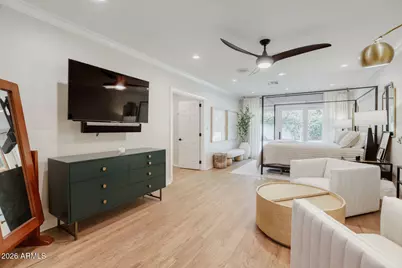 330 W Lawrence Road, Phoenix, AZ 85013 - Photo 11
