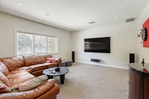 330 W Lawrence Rd, Phoenix, AZ 85013 - Photo 13