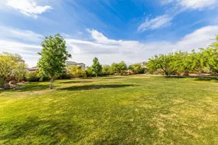 3557 E Tina Dr, Phoenix, AZ 85050 - Photo 43