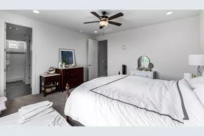 3557 E Tina Drive, Phoenix, AZ 85050 - Photo 31