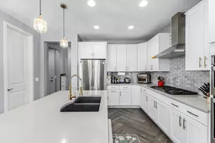 3557 E Tina Dr, Phoenix, AZ 85050 - Photo 15