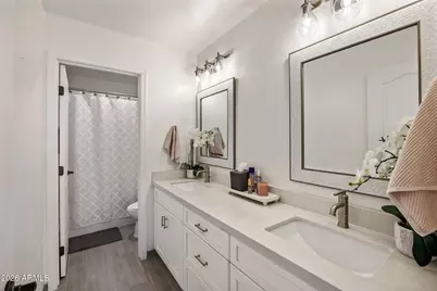 4629 E Via Montoya Drive, Phoenix, AZ 85050 - Photo 31