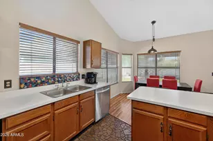4437 W Topeka Dr, Glendale, AZ 85308 - Photo 9