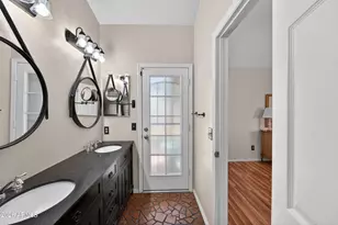 4437 W Topeka Dr, Glendale, AZ 85308 - Photo 19