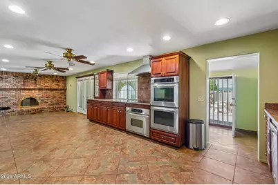 2923 W Windrose Drive, Phoenix, AZ 85029 - Photo 15