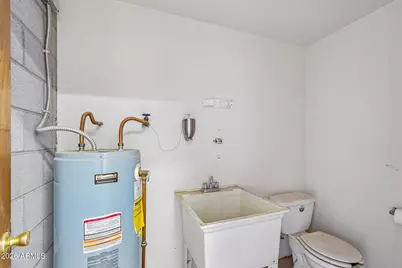 2923 W Windrose Drive, Phoenix, AZ 85029 - Photo 35