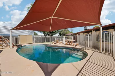 2923 W Windrose Drive, Phoenix, AZ 85029 - Photo 45