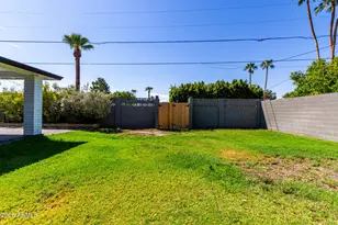 829 E Desert Park Ln, Phoenix, AZ 85020 - Photo 45