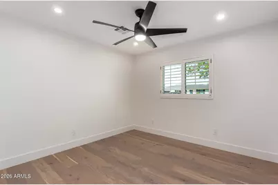 829 E Desert Park Lane, Phoenix, AZ 85020 - Photo 31