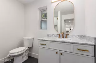 829 E Desert Park Ln, Phoenix, AZ 85020 - Photo 29
