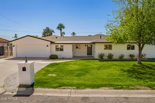 829 E Desert Park Ln, Phoenix, AZ 85020 - Photo 49