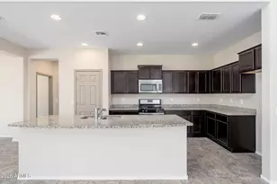 17164 W Hedgehog Pl, Surprise, AZ 85387 - Photo 9