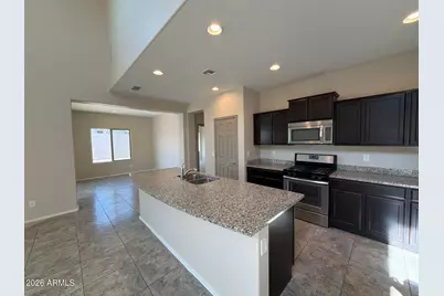 17164 W Hedgehog Place, Surprise, AZ 85387 - Photo 5