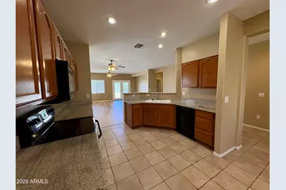 8234 W Salter, Peoria, AZ 85382 - Photo 7