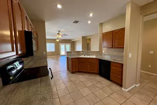 8234 W Salter Dr, Peoria, AZ 85382 - Photo 7