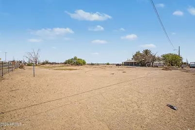 1631 S Trekell Road, Casa Grande, AZ 85193 - Photo 17