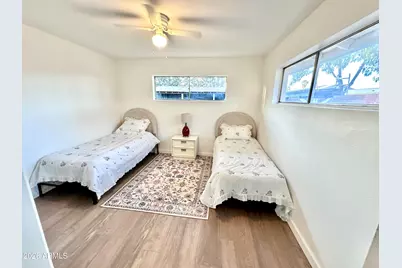 116 W Orchid Lane, Chandler, AZ 85225 - Photo 15