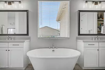 1789 E Lobo Street, San Tan Valley, AZ 85140 - Photo 37