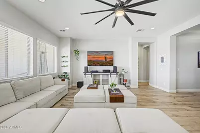 1789 E Lobo Street, San Tan Valley, AZ 85140 - Photo 11